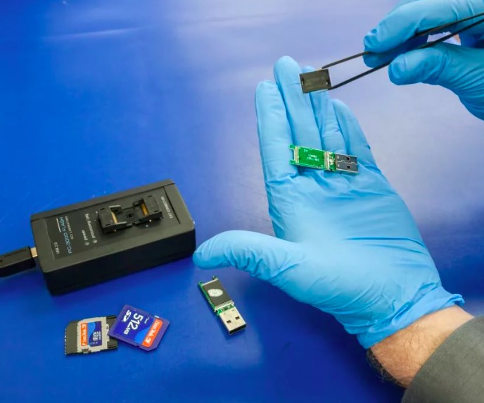 Восстановление данных с флешки в Русско-Высоцком Восстановление информации с флешки в Русско-Высоцком